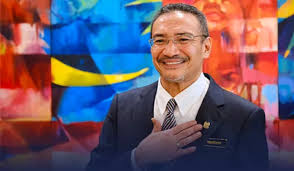 Datuk seri hishammuddin tun hussein hadir hari pertama di kementerian luar negeri. Hishammuddin Who Is This Man Who Has To Keep Denying He S The Next Pm Trp