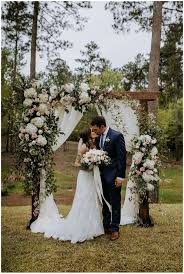 Dogwood Wedding Venue Hattiesburg Mississippi An In 2020 Wedding Arches Outdoors Wedding Arbors Outdoor Wedding