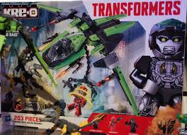 Lockdown is sent by megatron to capture the traitor deadlock who has sided himself with the circle of light. Transformers Kre O Lockdown Air Raid Kre O With Hound And Sideswipe Unicron Com