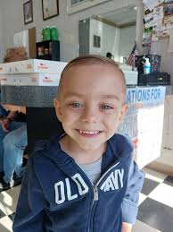 Barber shop services in Sheffield Ohio with walk in welcome