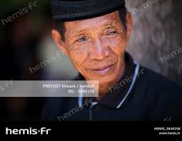 Hemis stock photo agency specialized travel, tourism, nature and  Environment : PREVOST Vincent