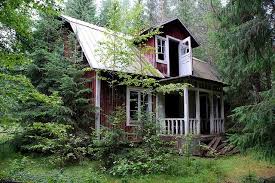 Abandoned In The Woods Abandoned Houses Cabins In The Woods Abandoned Mansion For Sale