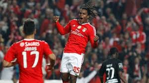 Right, at bayern munich in november 2018. Bayern Munich Swoop For Renato Sanches