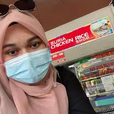 Kat sini korang boleh dapat cermin yang changeable colour tu dengan harga rm100. Suria Chicken Rice Shop Melaka Melaka