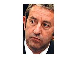 Cobos se quejó por la falta de boletas de su espacio