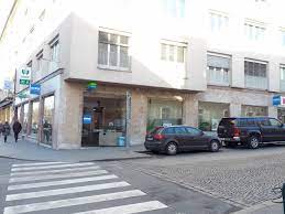 Bewertungen, wegbeschreibungen und kontaktinformationen für hypo bank salzburg, salzburg salzburg karte hypo bank salzburg kontakt informationen. Hypo Dreifaltigkeitsgasse Salzburg Hypo Salzburg Bic Slhyat2s Blz 55000 Bankkonditionen At
