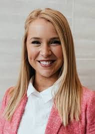 Elise Grady's Instagram, Twitter & Facebook