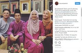 Engku emran di lahirkan pada tahun 1975 merupakan seorang chief executive officer (ceo) di tv synergy sdn bhd dan chief operating officer (coo) suria fm. Laudya Cynthia Bella Kunjungi Amy Search Bersama Engku Emran