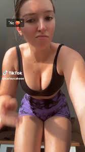 carleycakeee · Reddxxx | the NSFW browser