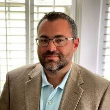 Dean Malone's Instagram, Twitter & Facebook