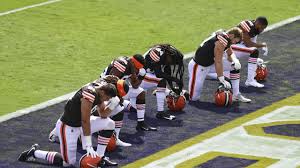 Some players held their fist in the air while standing, a few locked arms and some put their. Several Nfl Players Kneel During National Anthem Colin Kaepernick Calls League S Social Justice Initiatives Propoganda As Season Begins Abc7 Los Angeles