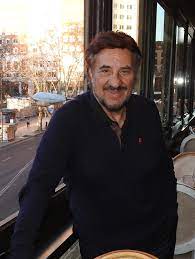 Emilio José: “Las canciones que yo hago son cosas que la gente me  transmite” | Barnafotopress