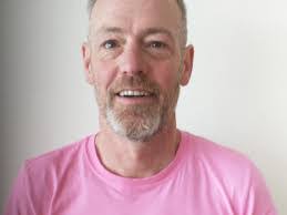 Alan Cardwell's Instagram, Twitter & Facebook