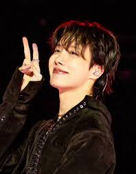 Hello, my love my beautiful angel can I have a rose flower🌷💐💐 from you  ❤️❤️💋💋💋💋