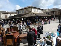 Les vignerons de buzet organisent la confusion sexuelle dans leurs vignes. Brocante Villereal Vide Grenier Villereal 47210 Alentoor