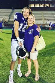 Chris simms explains his thinking behind why he ranked the prospective quarterbacks in the 2021 nfl draft the way he did. Trevor Lawrence S Parents Amanda And Jeremy 5 Fast Facts You Need To Know Heavy Com