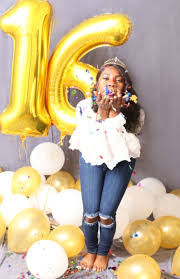 Sweet 16 Birthday Outfits For 16 Year Olds Pin By Queen Lala On Birthday Ideas Birthday Photoshoot 16th Birthday Outfit 21st Birthday Photoshoot