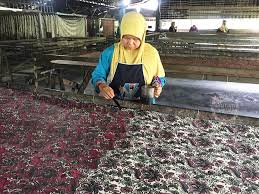 Untuk tempahan boleh msj atau wasap 0186640168( cheda) Ayu Fashion Di Tumpat Kelantan Memiliki Lebih 5000 Blok Batik Cop Sunah Suka Sakura