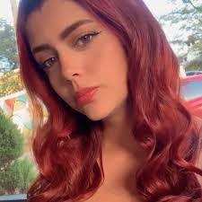 Beverly Gil's Instagram, Twitter & Facebook