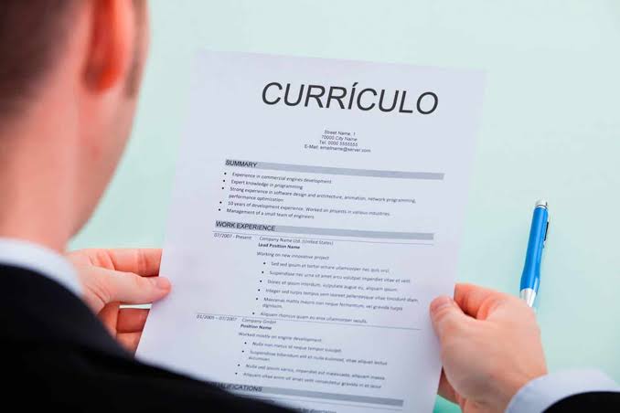 Como fazer um currículo para conseguir emprego: veja o que colocar e os erros que devem ser evitados