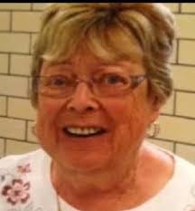 Kelly Gauthier's Instagram, Twitter & Facebook