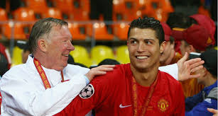 Sir alex ferguson worked with several of football's finest attacking talents during his 27 years at manchester united, but even among them, cristiano ronaldo stands out—and not just for his talents. This Video Of Sir Alex Ferguson Congratulating Ronaldo Will Make You Feel Things Again Sharp Magazine