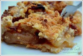 Tarte Aux Pommes Et Crumble Apple Crumble Pie De Herve Cuisine Nuage De Lait Herve Cuisine Dessert Tarte Aux Pommes