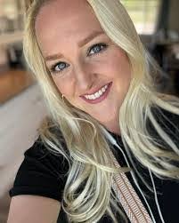 Darlene Wilcher's Instagram, Twitter & Facebook