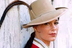 Joanne Cameron's Instagram, Twitter & Facebook