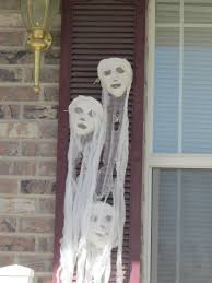 Halloween Decorations Canada Halloween Decorations Home Depot Halloween Decorations Disn In 2020 Halloween Decorations Halloween Outdoor Decorations Ghost Decoration