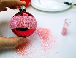 Diy Weihnachtskugeln Basteln Laviva Weihnachtskugeln Basteln Weihnachtskugeln Weihnachtszeit Basteln