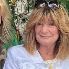 Clinton shares how he approaches feeding his yearling performance horses.  Learn more about Clinton Anderson Performance Horses