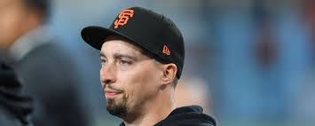 Dean Stone's Instagram, Twitter & Facebook