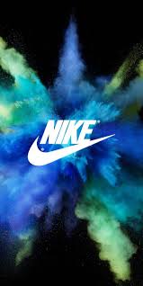 Sfondo Della Nike A black and red colorway violated the league's uniform policy, earning a stern letter. sfondo della nike