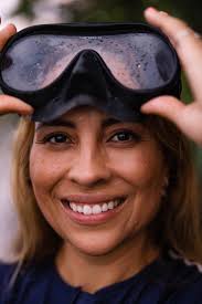 Alex Schnell's Instagram, Twitter & Facebook