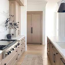 Hudson Valley Lighting On Instagram Light Wood Is Gorgeously Paired With Splashes Of Contrast From Our Alta Kitchen Design Kitchen Remodel Beautiful Kitchens