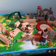 What kind of wood does thomas and friends use? Best Thomas Train Table With Lots Of Thomas Accessories For Sale In Newmarket Ontario For 2021
