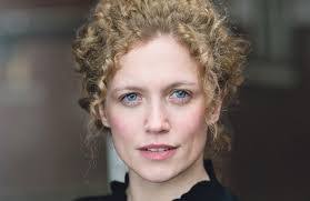 Stephanie Silver's Instagram, Twitter & Facebook