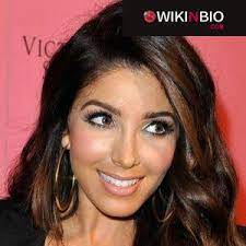 39 years, 1 month, 6 days old age melissa molinaro will turn 40 on 04 june, 2022. Melissa Molinaro Age Height Weight Body Wife Or Husband Caste Religion Net Worth Assets Salary Family Affairs Wiki Biography Movies Shows Photos Videos And More