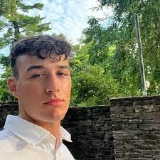 Lamar Duncan's Instagram, Twitter & Facebook