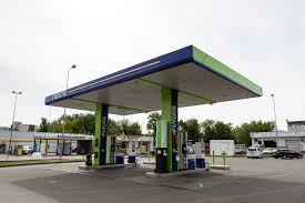 LEA: benzinas ir dyzelinas šalies degalinėse pabrango