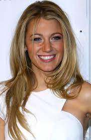 Blake Lively S Long Layers Cool Hairstyles Hair Styles Long Hair Styles