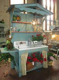 25 Beautiful Potting Bench Design Ideas Creating Convenient Storage And Organization Potting Bench Plans Potting Bench Ideas Outdoor Potting Bench