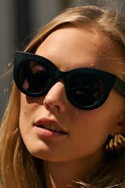 Anea Hill Manbattan Sunglasses