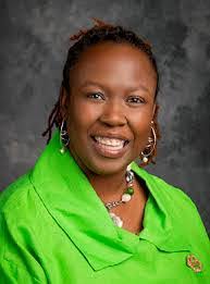 Shauna Devries's Instagram, Twitter & Facebook