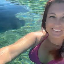 𝔅𝔬𝔪𝔟𝔰𝔥𝔢𝔩𝔩 🫧 𓆉 (@bombshell_michelle)