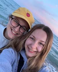 hazel🌻 (@hazel.swain) • Instagram photos and videos