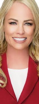 Kimberly Pegg's Instagram, Twitter & Facebook