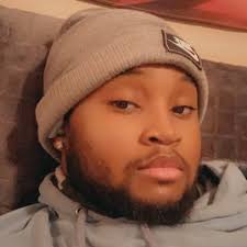 Michelle Maness (@thatwhite_trick)