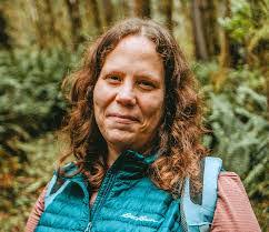 Jen Cochran's Instagram, Twitter & Facebook